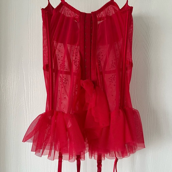 Victoria’s Secret Teddy - Red - Picture 4 of 5